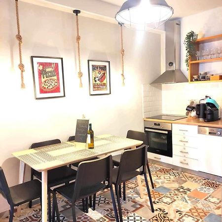 Voukamvilia Boutique Apartment Ágios Matthaíos Esterno foto