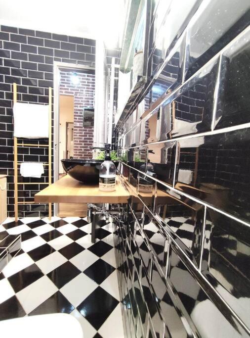 Voukamvilia Boutique Apartment Ágios Matthaíos Esterno foto