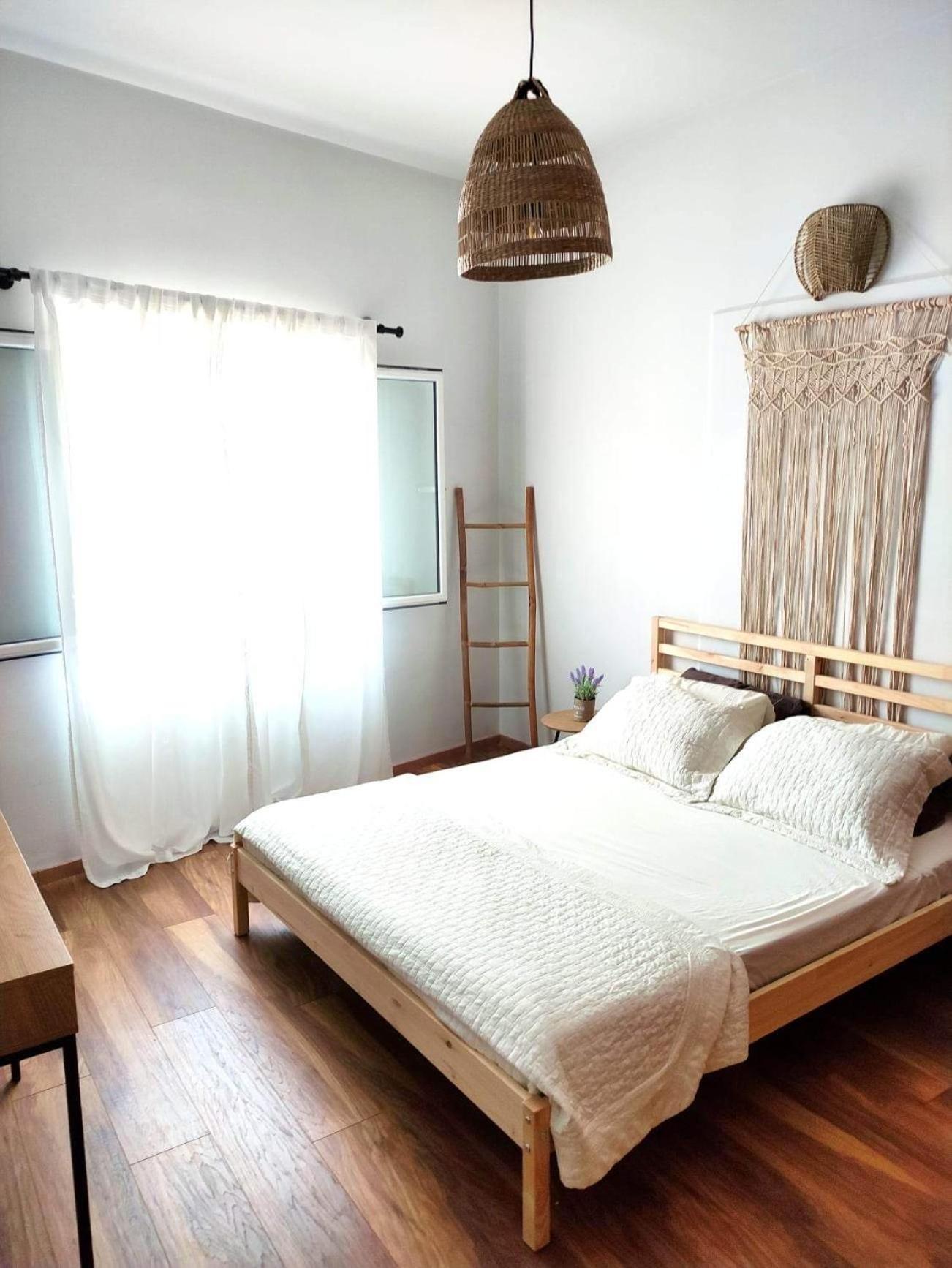 Voukamvilia Boutique Apartment Ágios Matthaíos Esterno foto